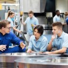 Điều kiện tham gia du học nghề Đức ngành KTV xử lý bề mặt kim loại