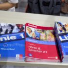 Ngữ pháp chặt chẽ và từ ghép dài là thách thức lớn với người mới học tiếng Đức