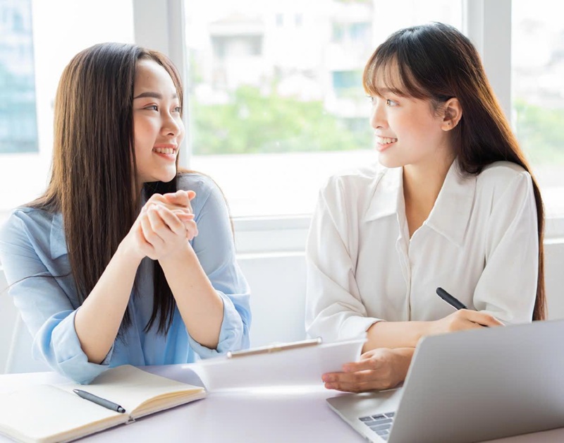 Câu trả lời quá ngắn, cụt khiến cho người nghe không có thiện cảm