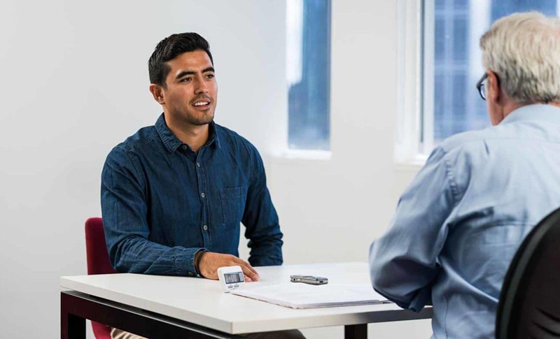 Trong khi thi nói cần tập trung chủ yếu vào chủ đề chính, tránh lạc đề