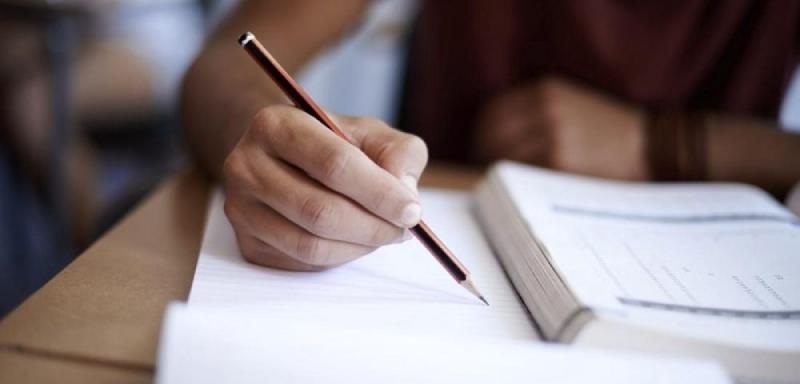 Phần thi viết TELC B1 thường diễn ra trong khoảng 60 phút