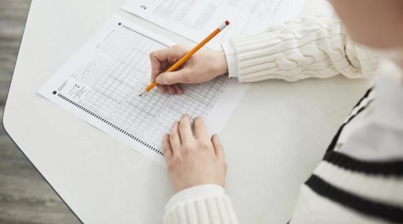 Viết là một trong những kỹ năng quan trọng, chiếm từ 30-35% tổng số điểm của bài thi B1 TELC