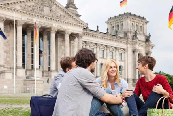 Ngoài tiếng Anh và tiếng Pháp còn nhiều ngôn ngữ khác được sử dụng tại Đức