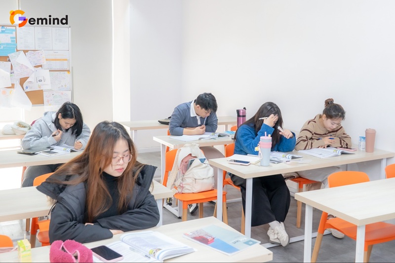 Học tiếng Đức tại trung tâm giúp trẻ có lộ trình rõ ràng và môi trường giao tiếp hiệu quả