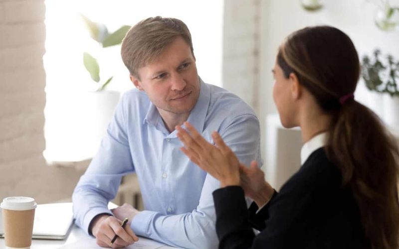 Luyện tập giao tiếp hàng ngày rất cần thiết để nâng cao khả năng tiếng Đức của bản thân